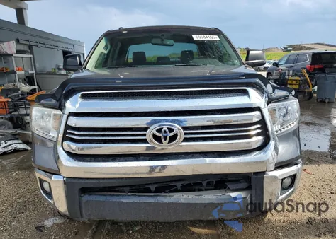 2016 Toyota Tundra Crewmax Sr5 z USA, uszkodzony, nr VIN 5TFEW5F18GX211627